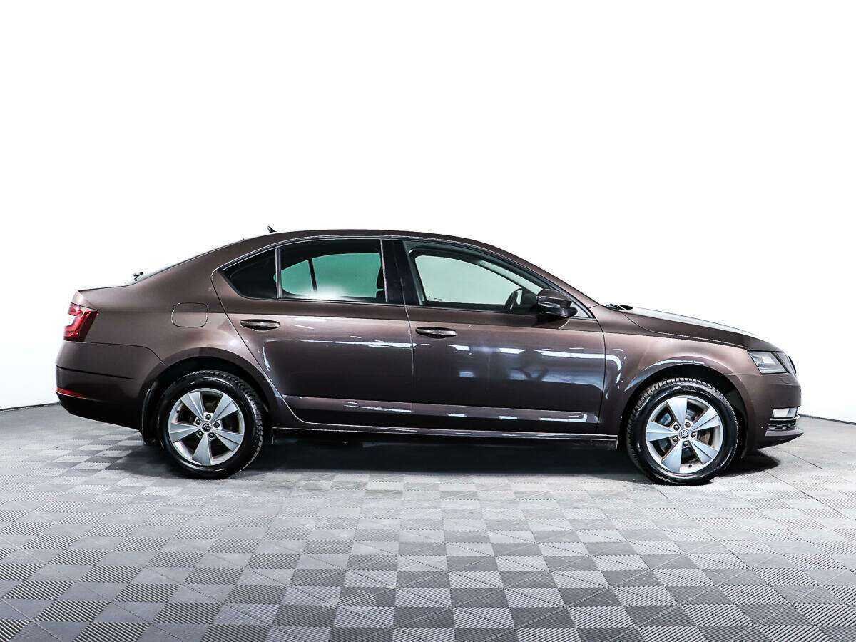Купить Skoda Octavia, 2018, 149 619 км, фото №4