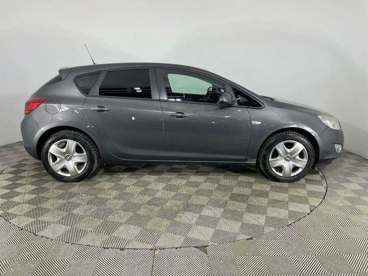 Купить Opel Astra, 2012, 173 688 км, фото №4