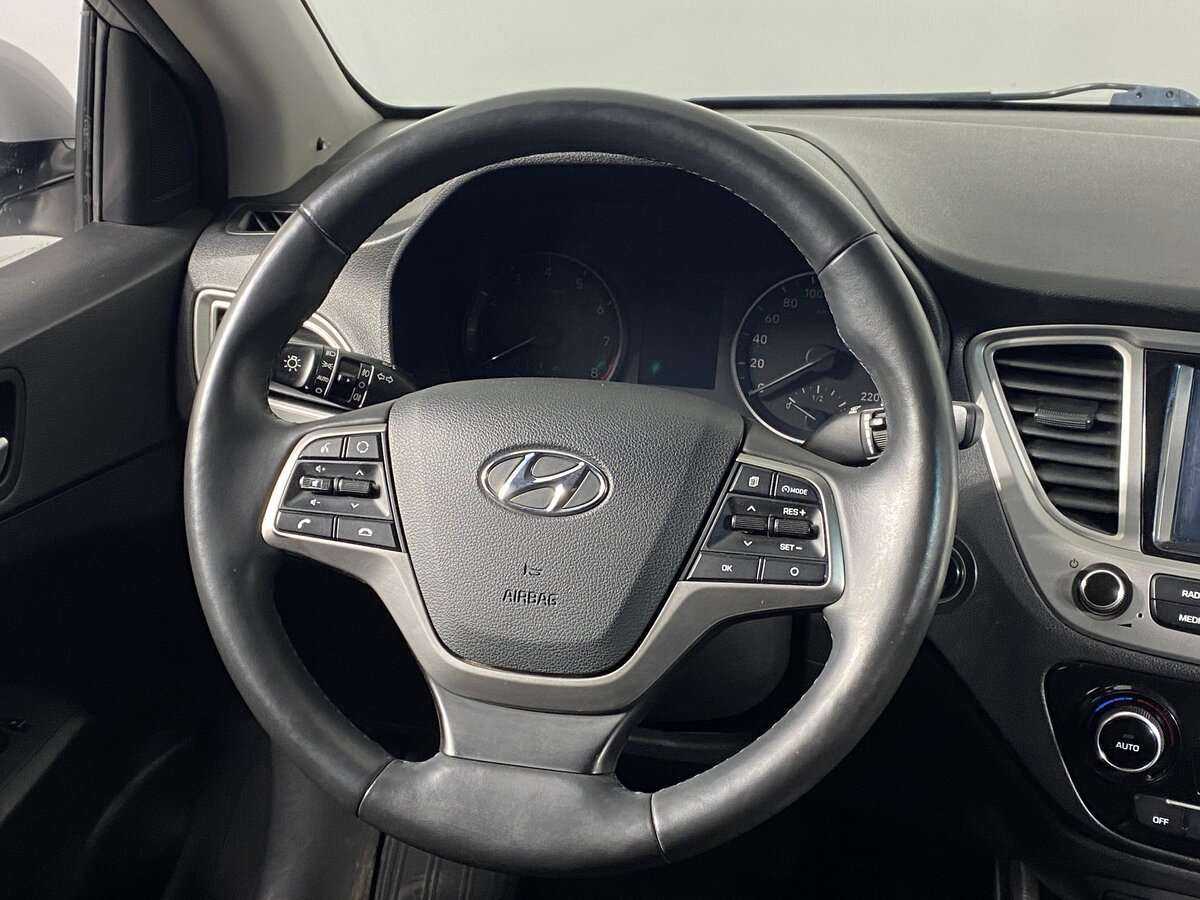 Купить Hyundai Solaris, 2019, 41 000 км, фото №11