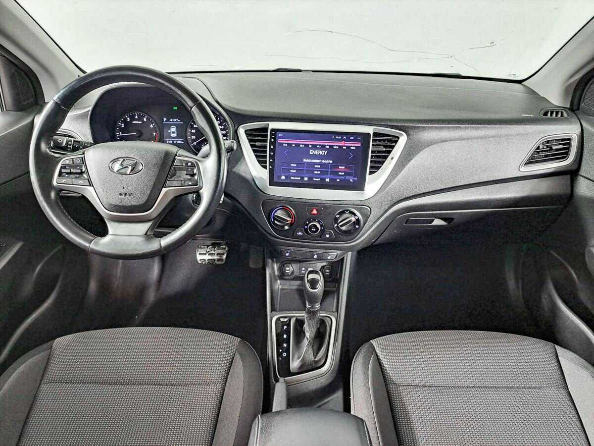 Купить Hyundai Solaris, 2018, 111 000 км, фото №12