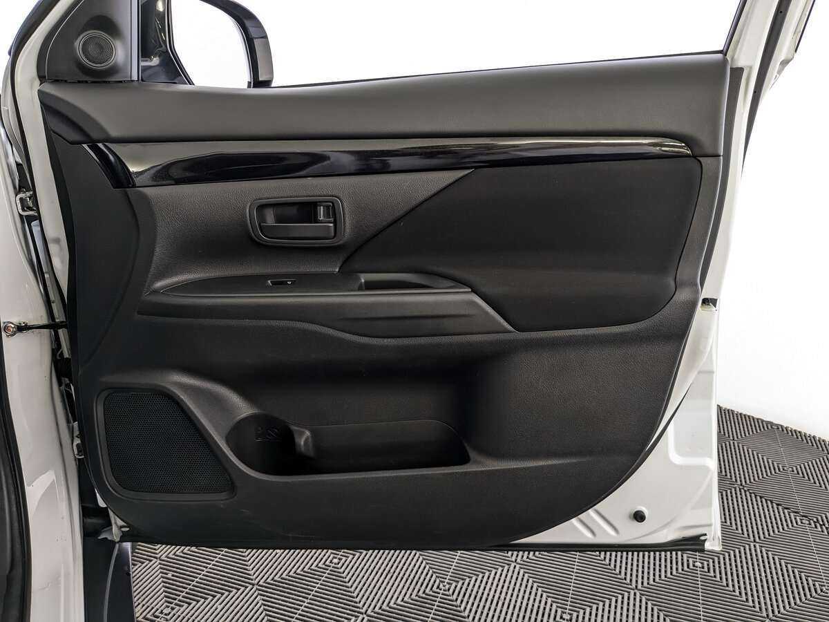 Купить Mitsubishi Outlander, 2019, 132 727 км, фото №21