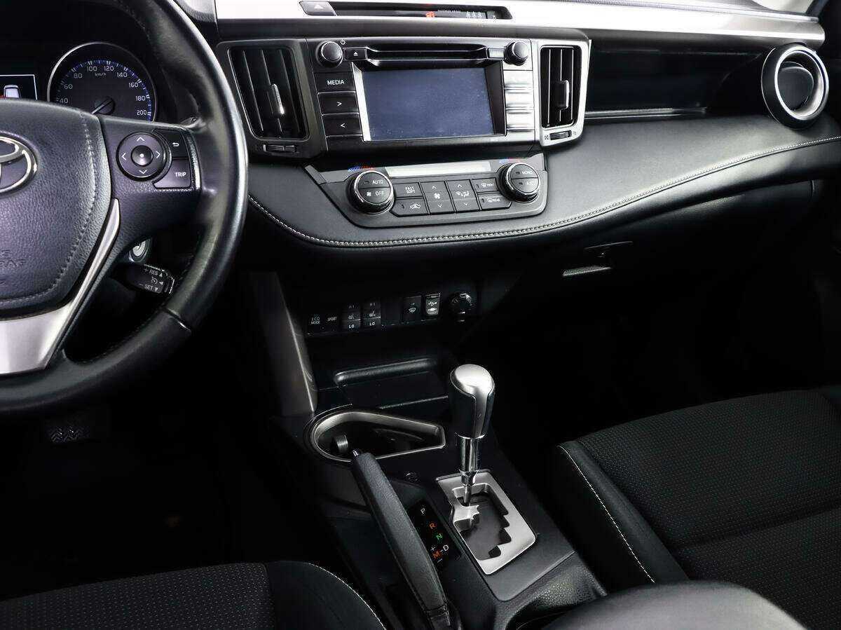 Купить Toyota RAV4, 2015, 112 000 км, фото №9