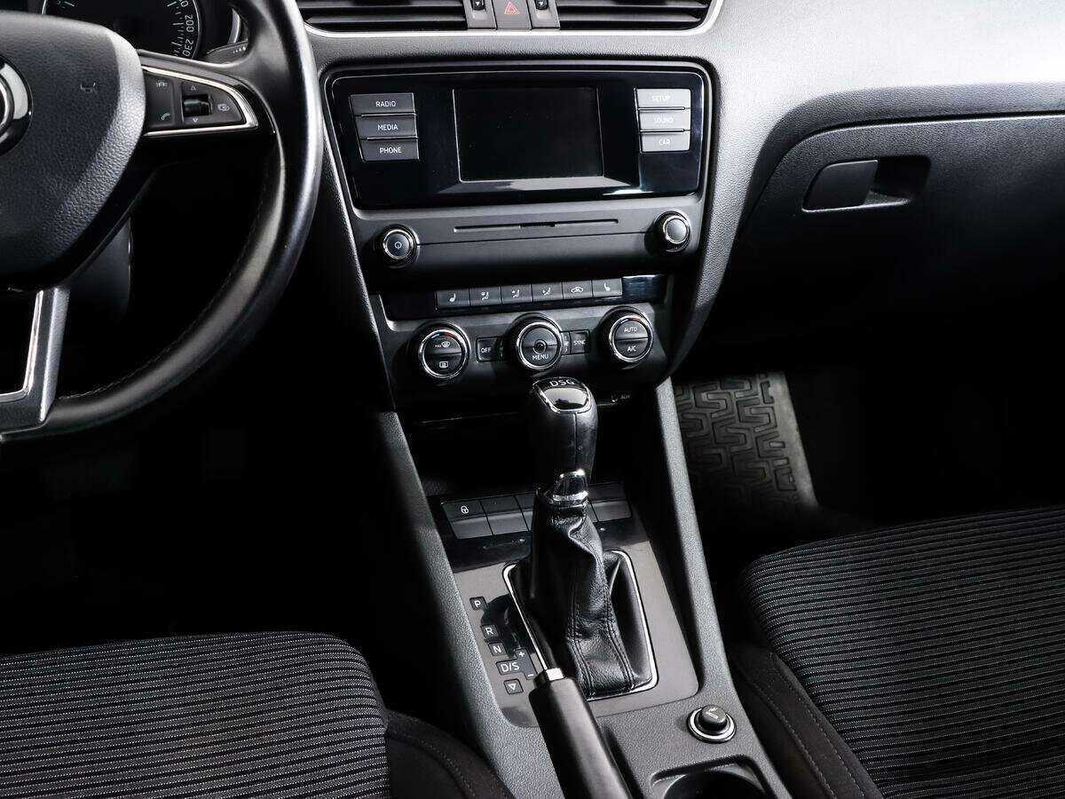 Купить Skoda Octavia, 2015, 194 830 км, фото №9