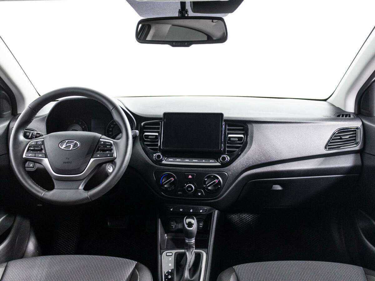 Купить Hyundai Solaris, 2021, 30 538 км, фото №13
