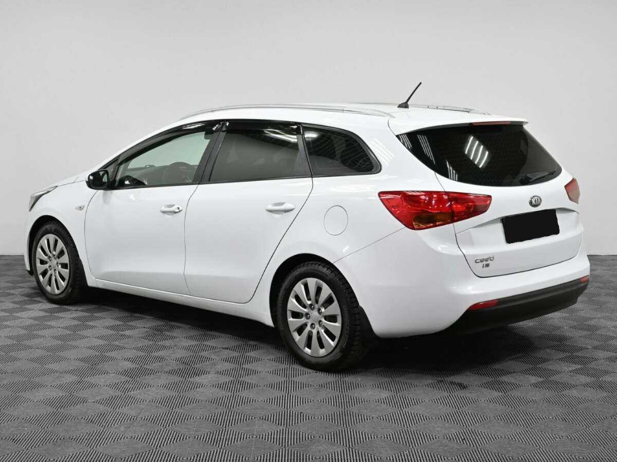 Купить Kia Ceed, 2013, 146 000 км, фото №4