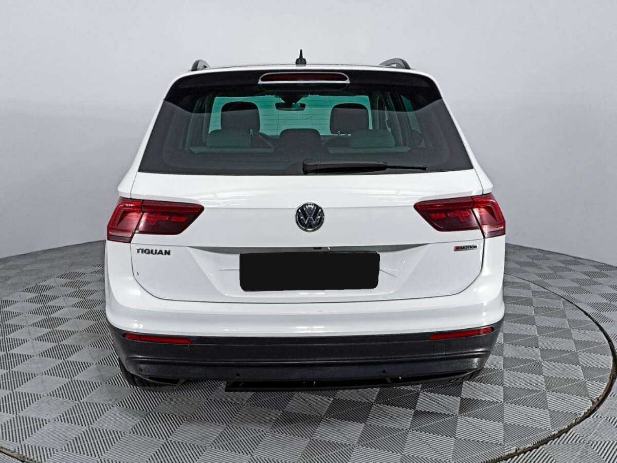 Купить Volkswagen Tiguan, 2019, 243 793 км, фото №6