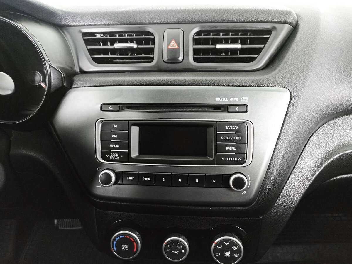 Купить Kia Rio, 2015, 126 449 км, фото №13