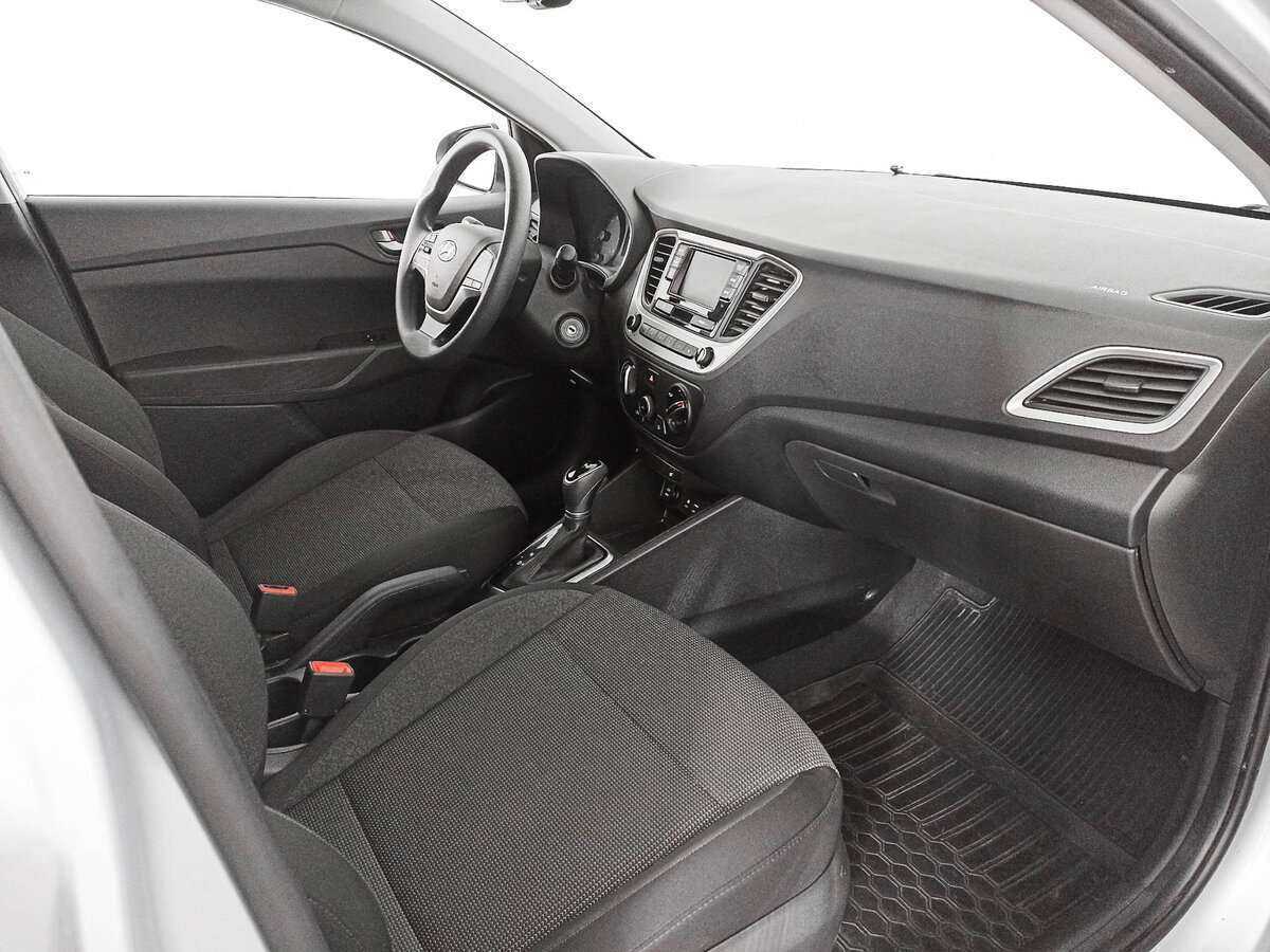 Купить Hyundai Solaris, 2017, 85 053 км, фото №11