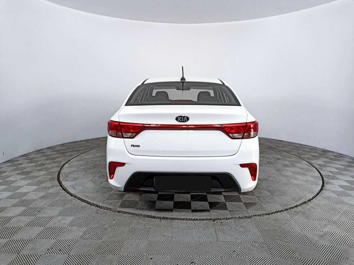 Купить Kia Rio, 2018, 113 003 км, фото №6