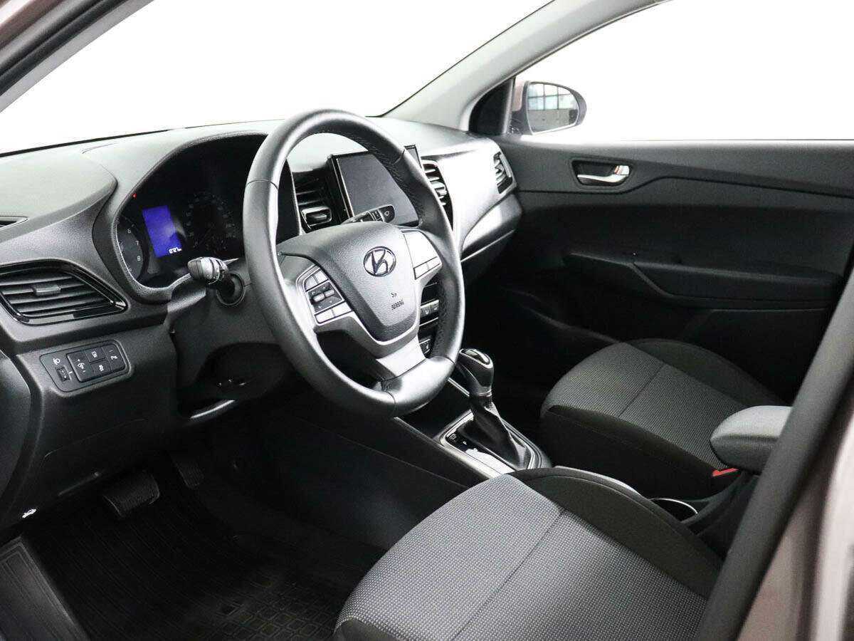 Купить Hyundai Solaris, 2021, 10 670 км, фото №8