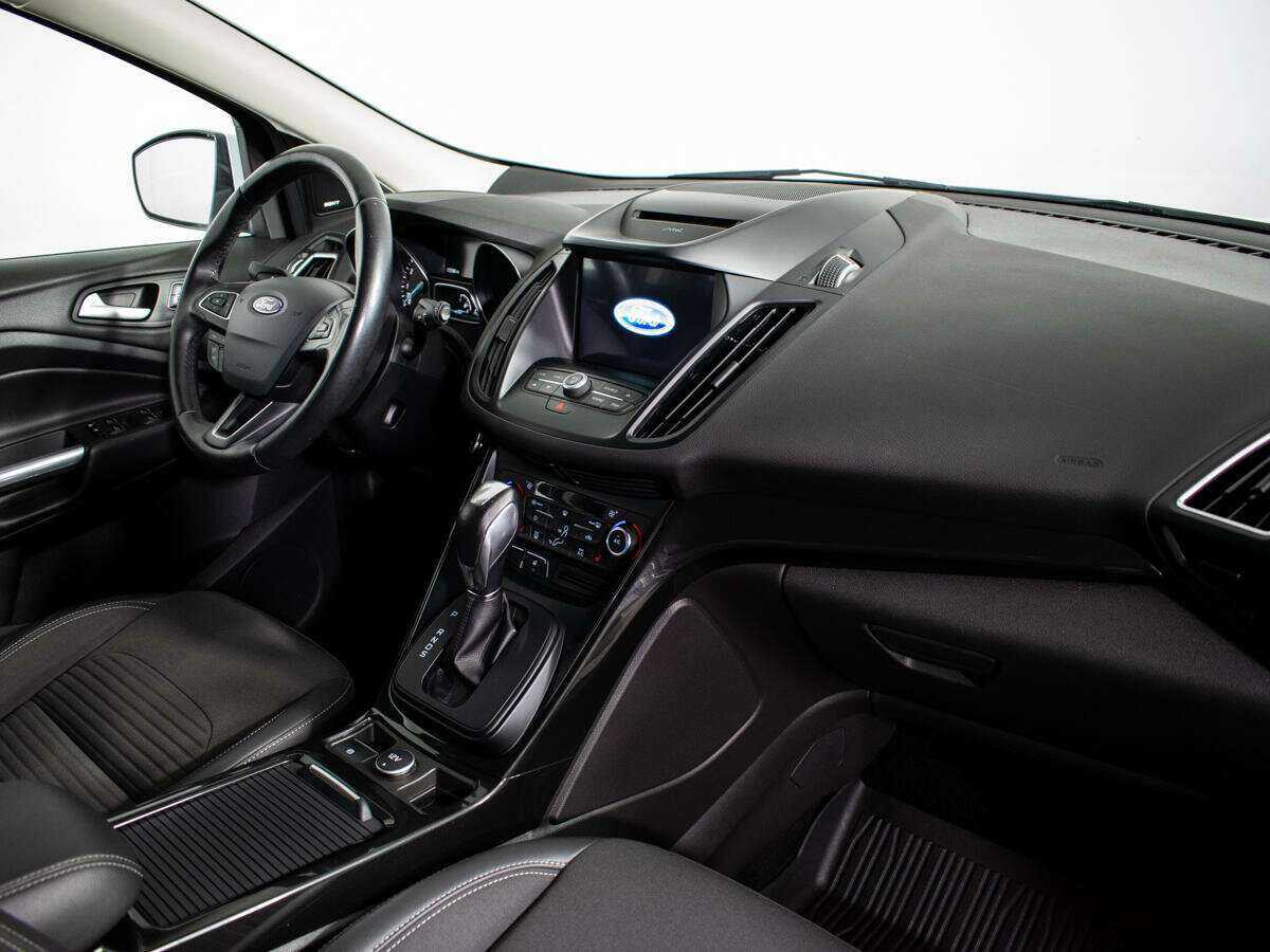 Купить Ford Kuga, 2017, 72 393 км, фото №9