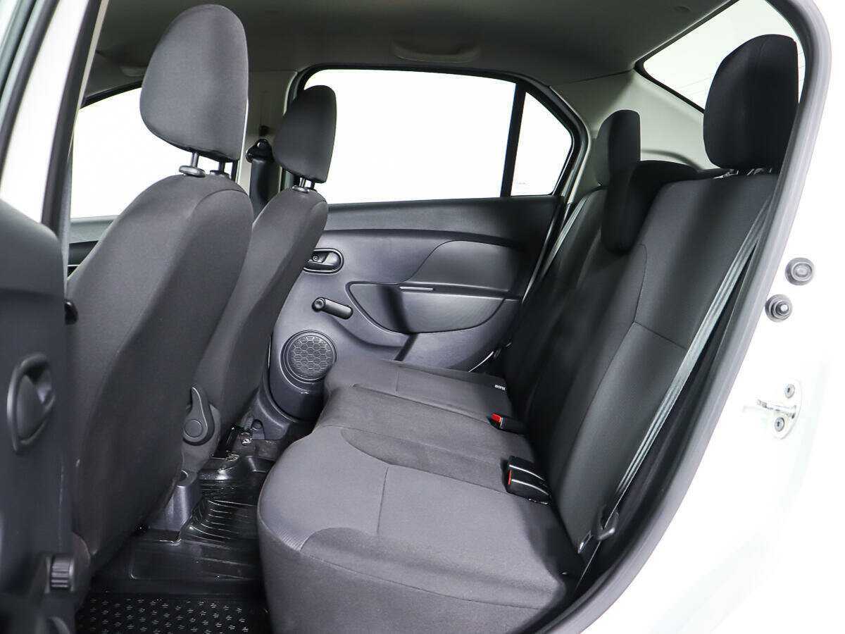 Купить Renault Logan, 2019, 85 419 км, фото №10