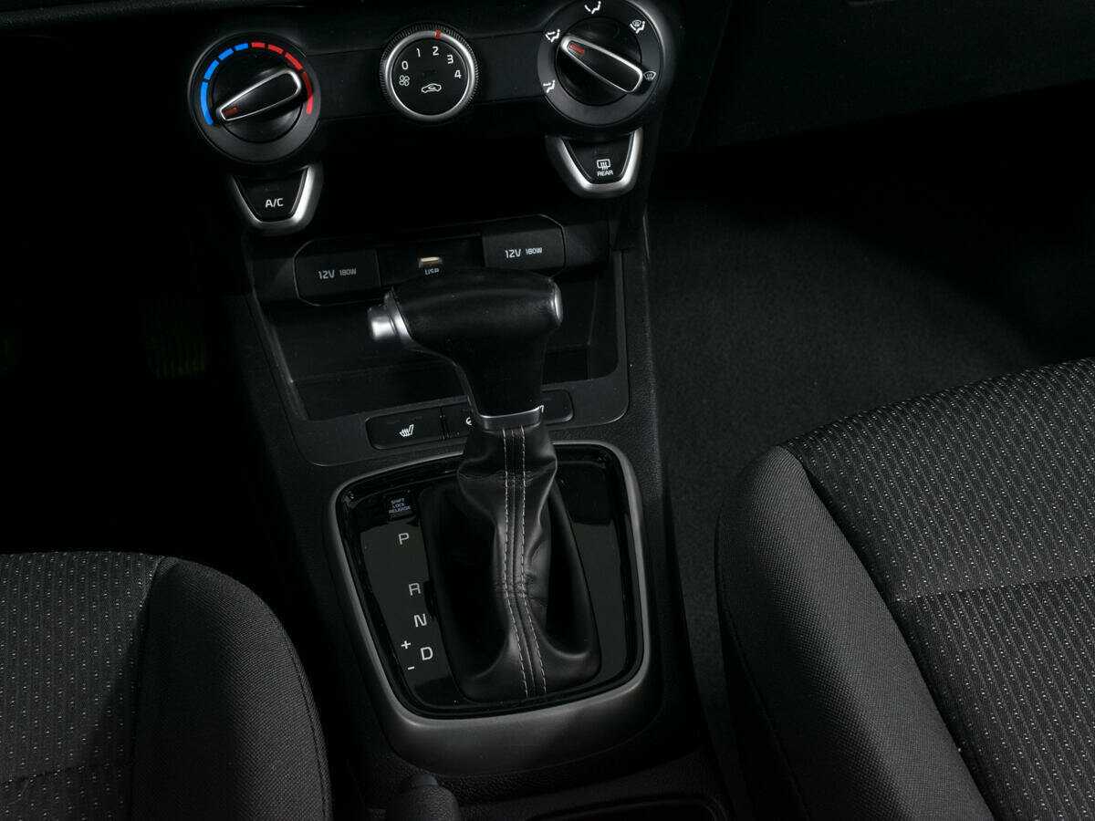 Купить Kia Rio X, 2022, 53 200 км, фото №12