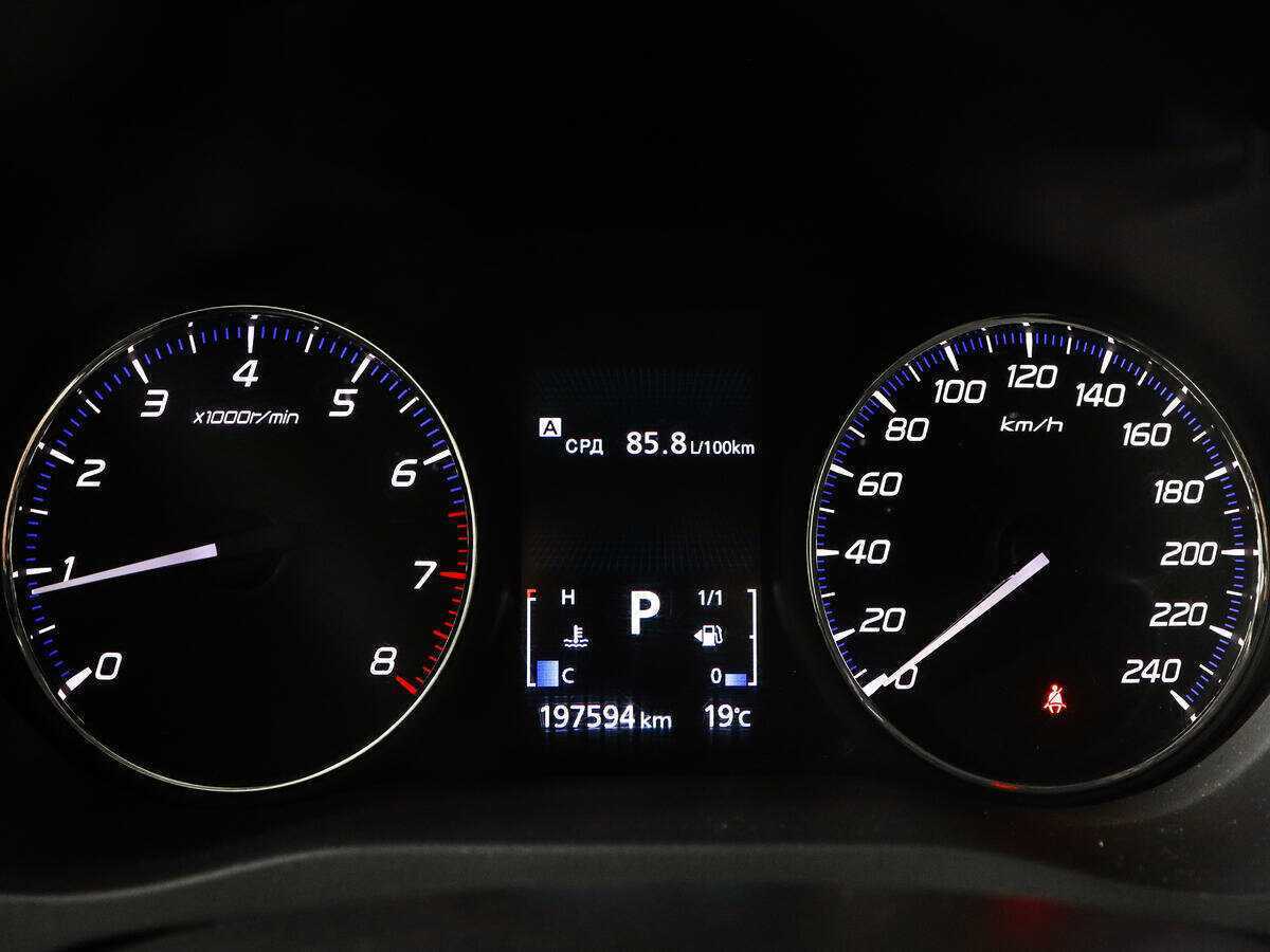 Купить Mitsubishi Outlander, 2018, 197 000 км, фото №9
