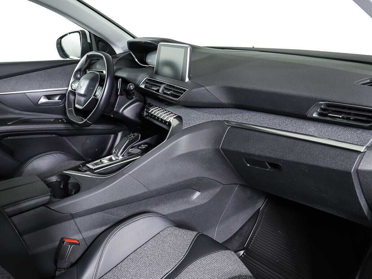Купить Peugeot 3008, 2017, 87 662 км, фото №9