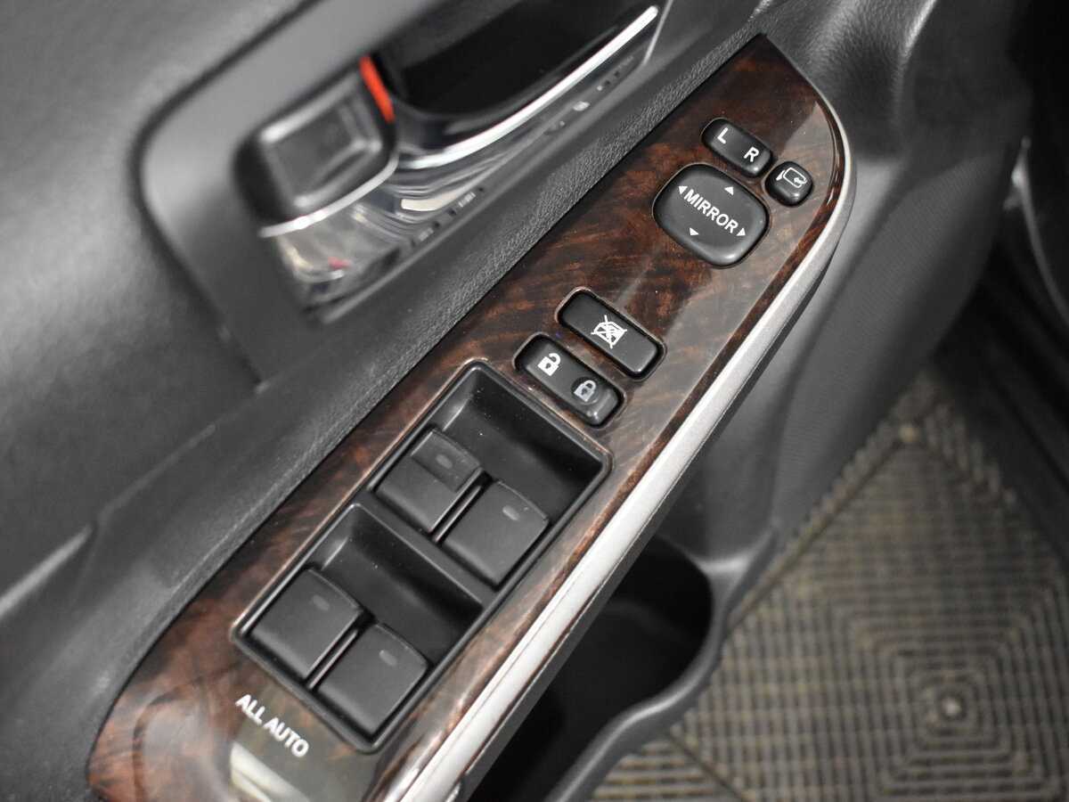 Купить Toyota Camry, 2015, 181 990 км, фото №8