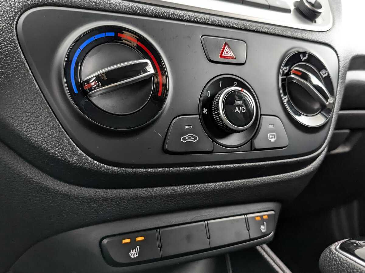 Купить Hyundai Solaris, 2022, 8 228 км, фото №21