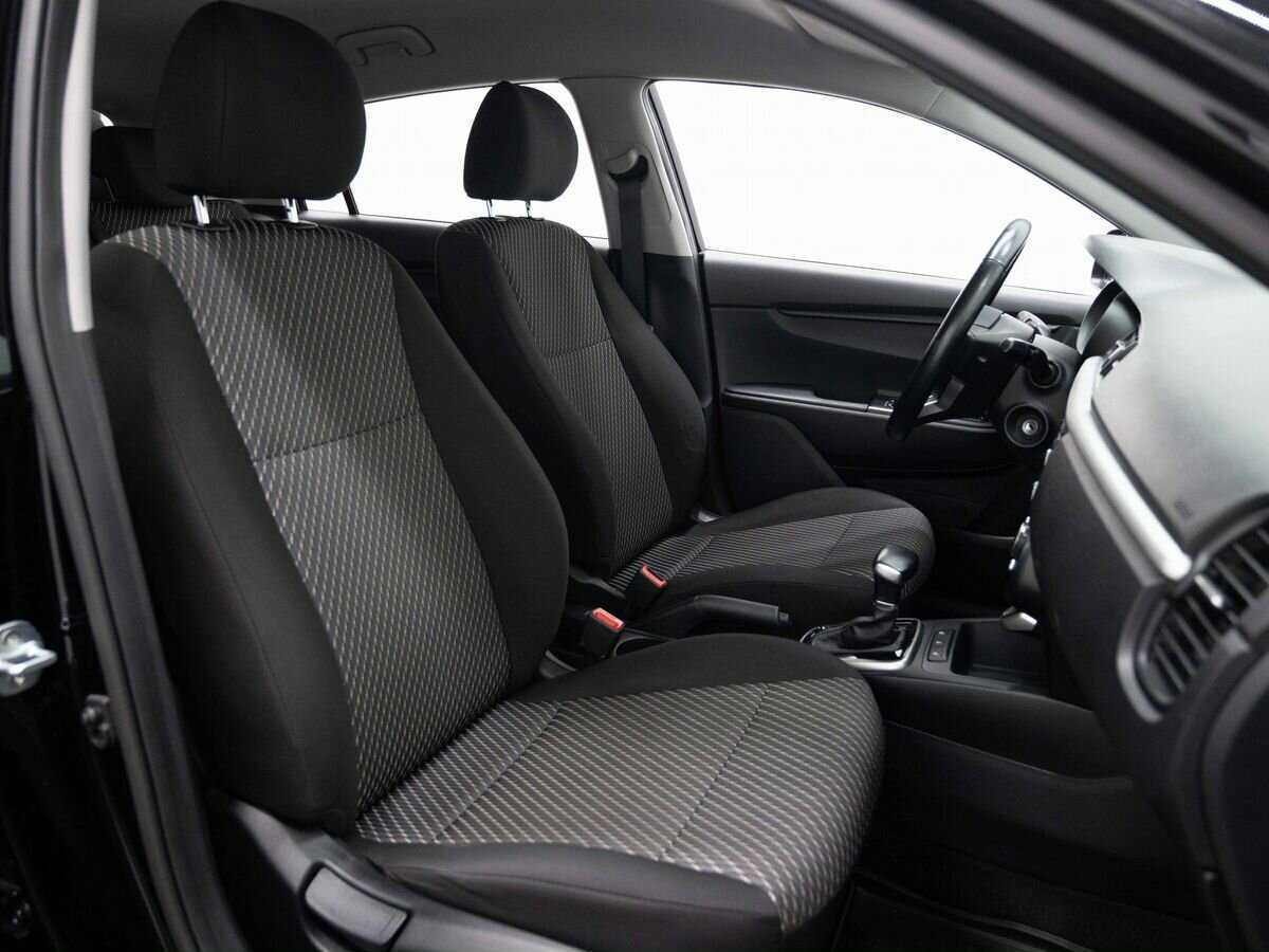 Купить Kia Rio X-Line, 2018, 141 525 км, фото №12