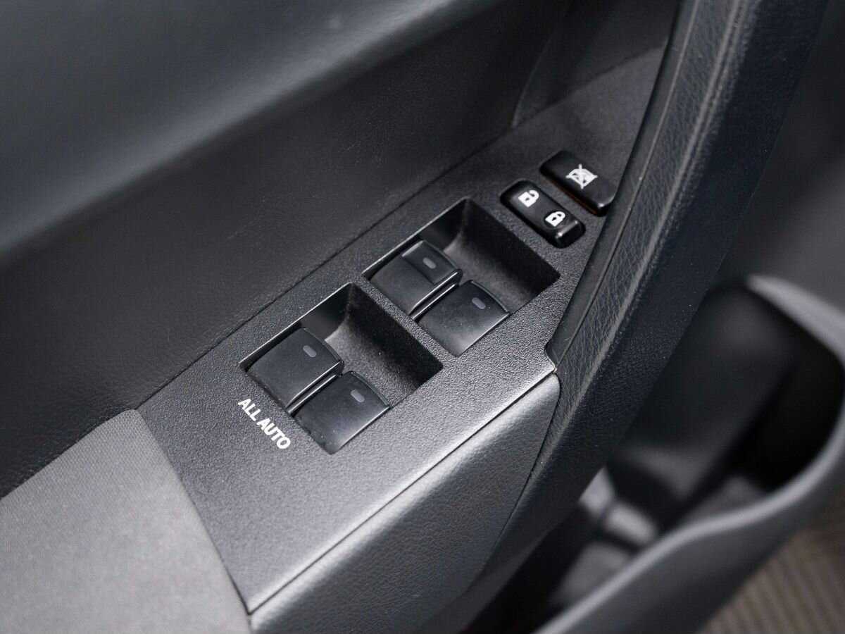 Купить Toyota Corolla, 2017, 70 077 км, фото №17