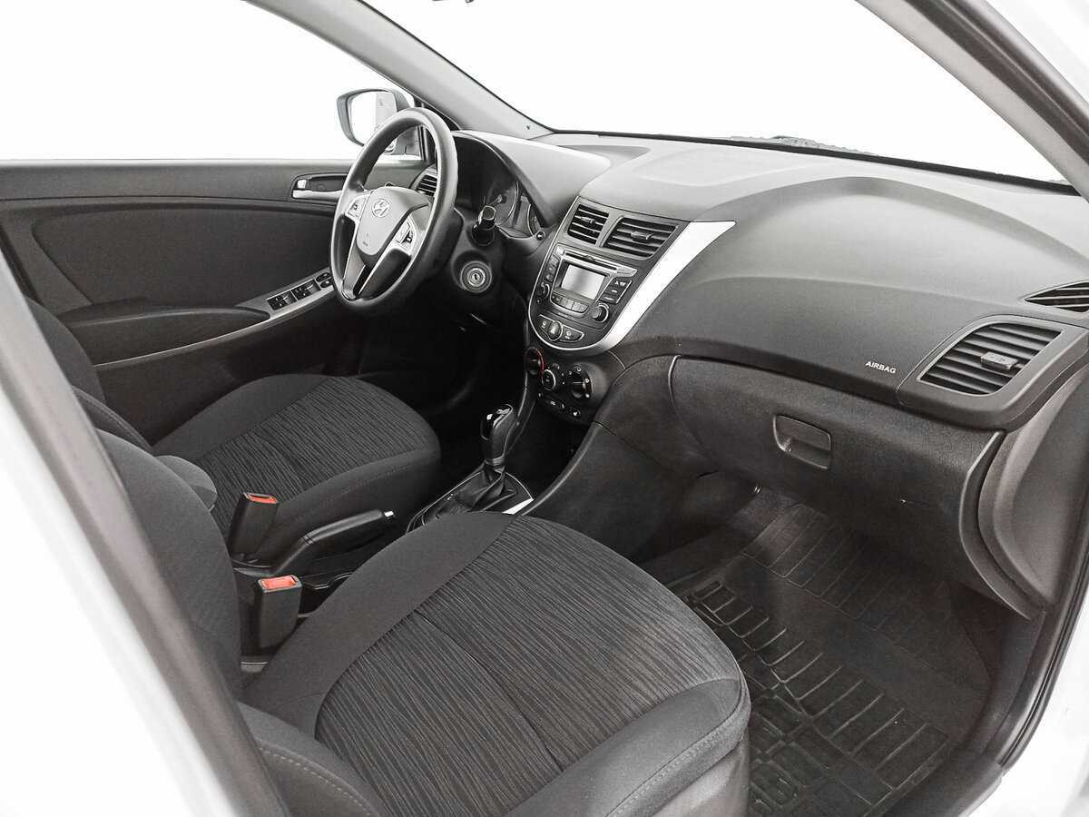 Купить Hyundai Solaris, 2016, 96 142 км, фото №9