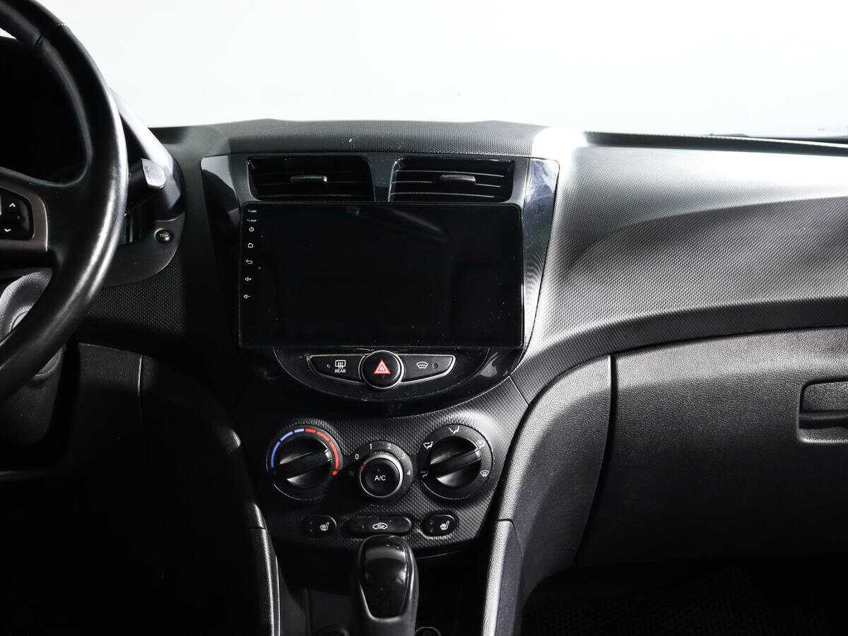Купить Hyundai Solaris, 2014, 157 208 км, фото №11