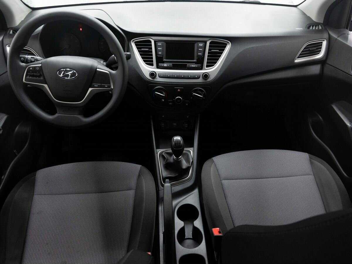 Купить Hyundai Solaris, 2019, 36 124 км, фото №13