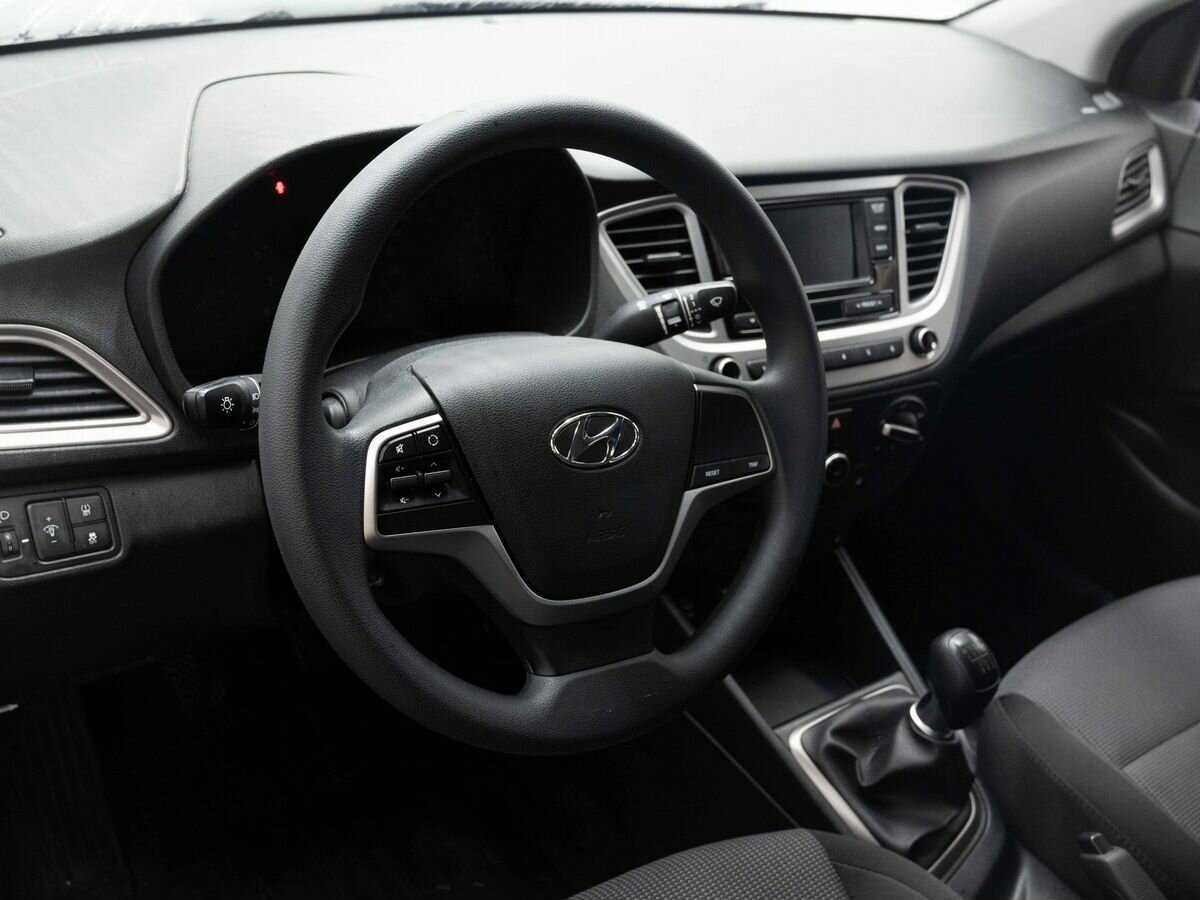 Купить Hyundai Solaris, 2019, 36 124 км, фото №14