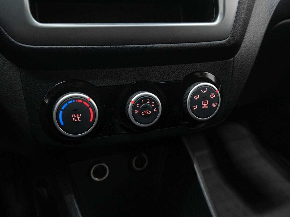 Купить Kia Rio, 2015, 190 000 км, фото №17