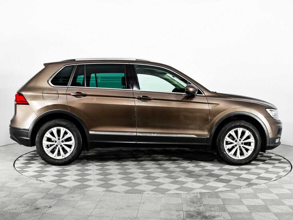 Купить Volkswagen Tiguan, 2017, 71 098 км, фото №4
