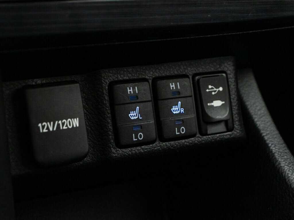 Купить Toyota Auris, 2014, 149 919 км, фото №17