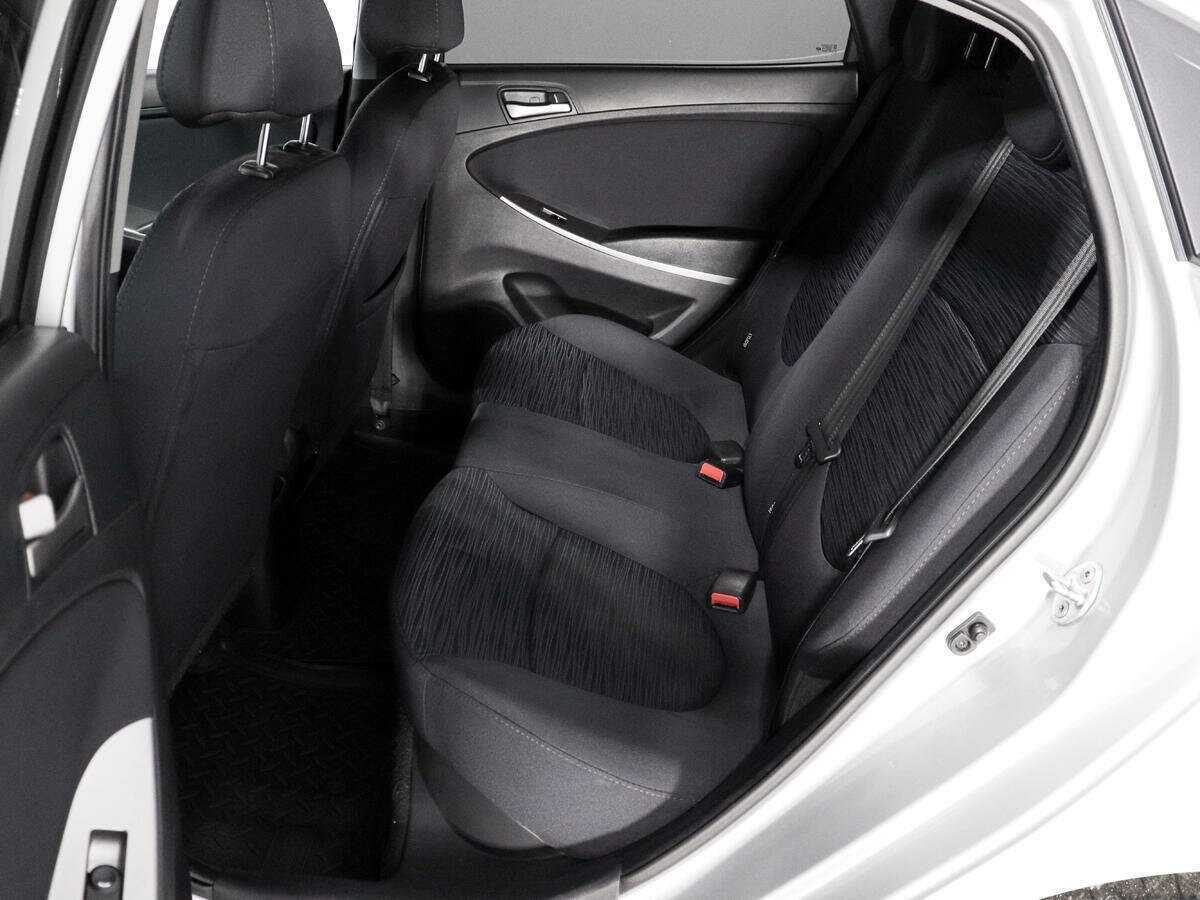 Купить Hyundai Solaris, 2016, 202 090 км, фото №10