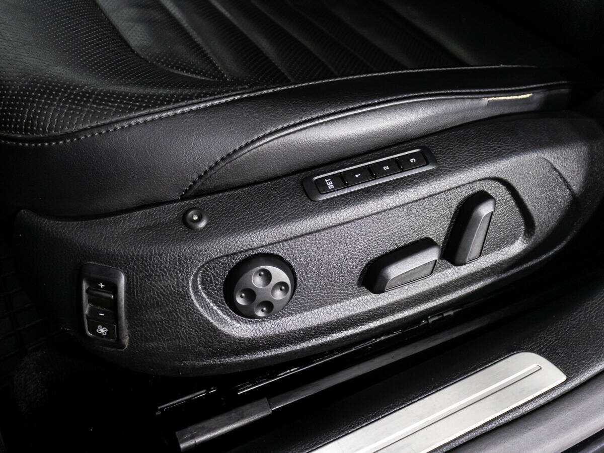 Купить Volkswagen Passat, 2012, 258 780 км, фото №17