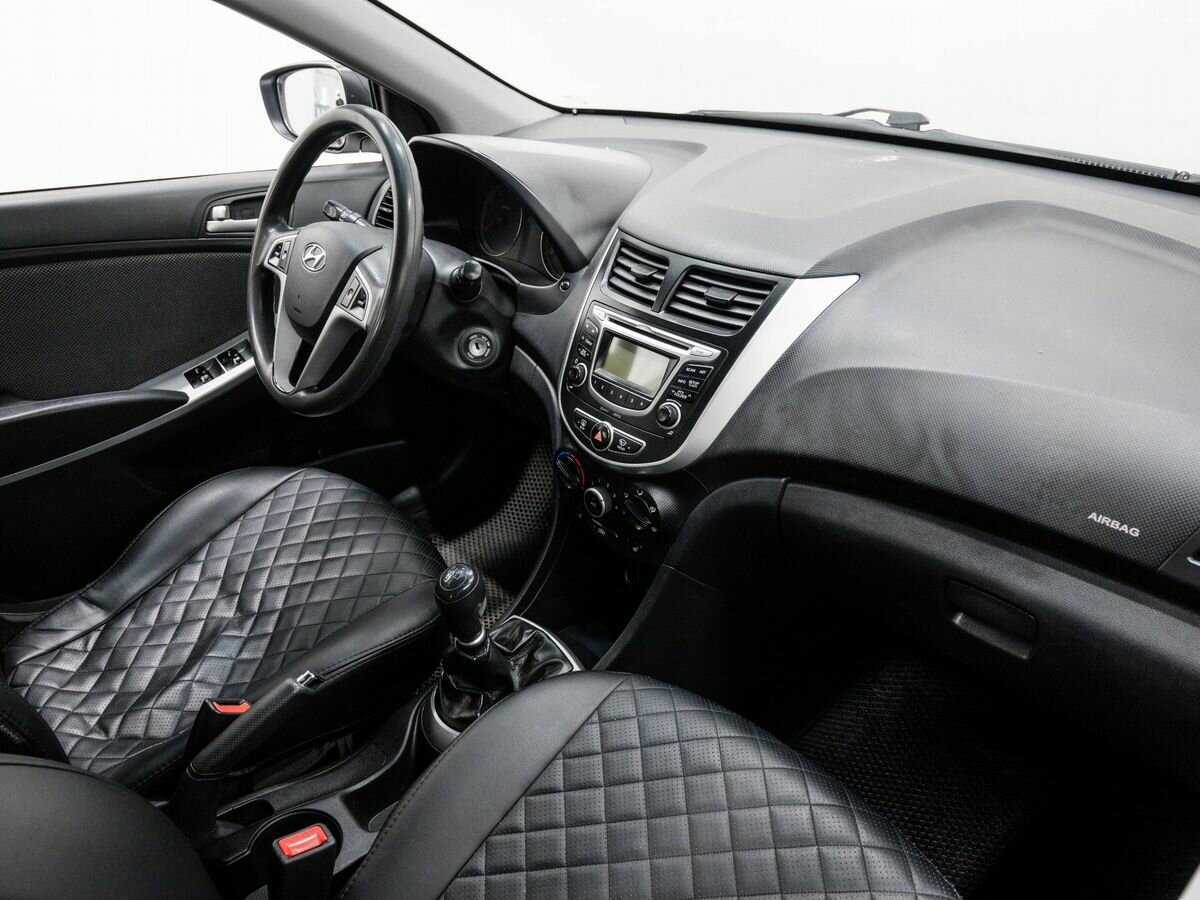 Купить Hyundai Solaris, 2013, 350 000 км, фото №8