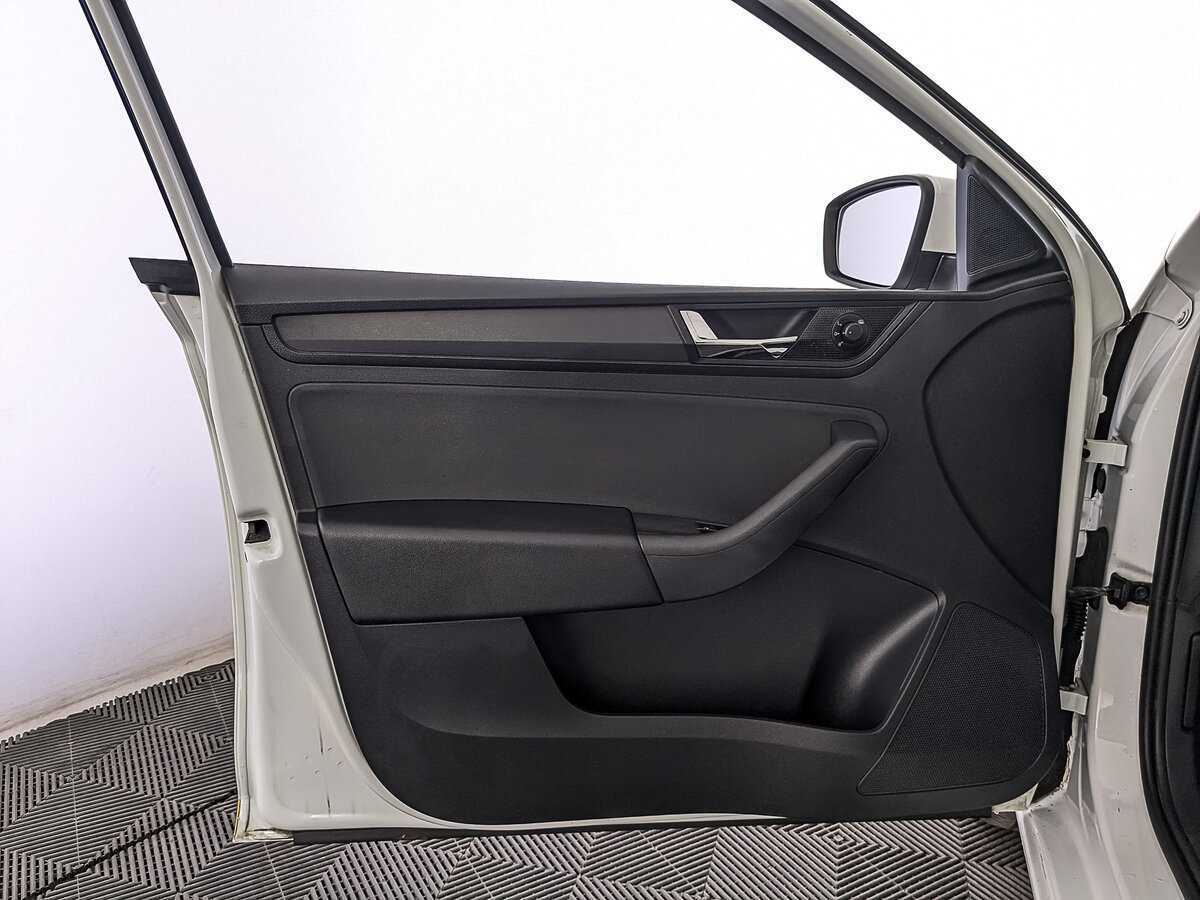 Купить Skoda Rapid, 2019, 91 929 км, фото №16