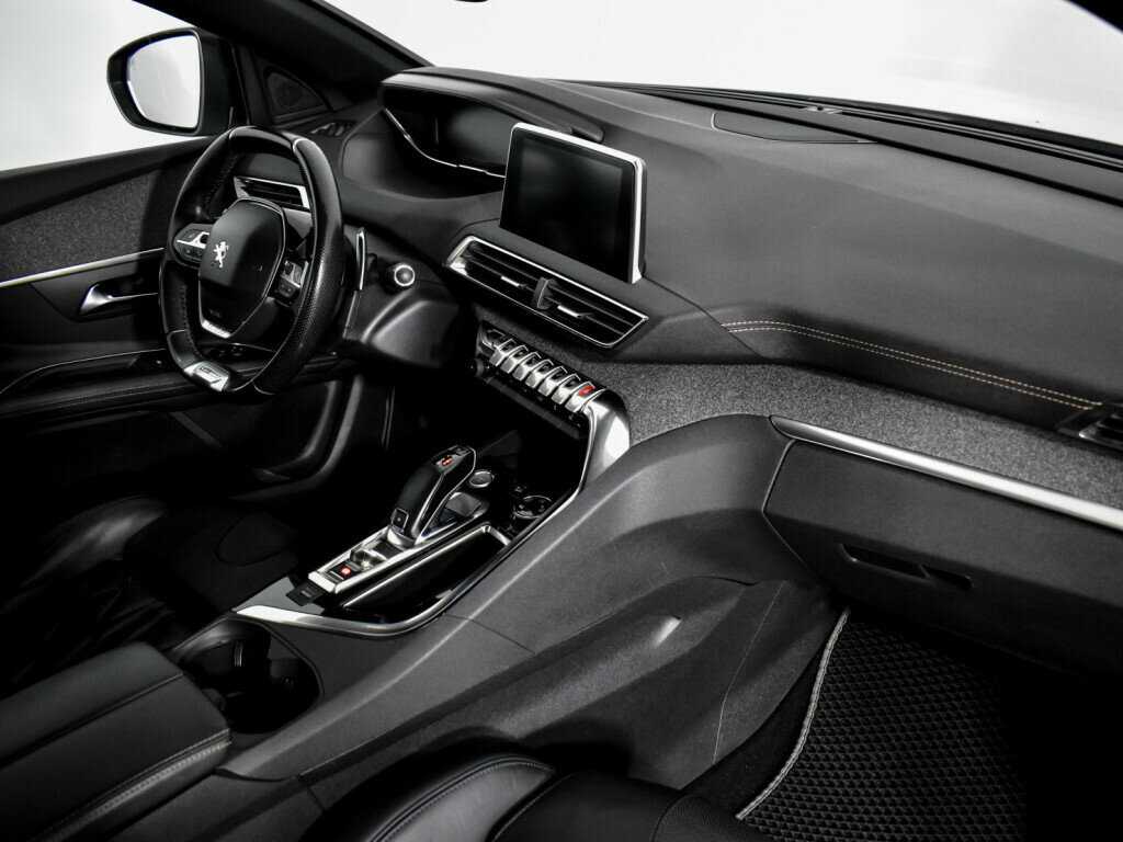 Купить Peugeot 3008, 2018, 145 651 км, фото №10