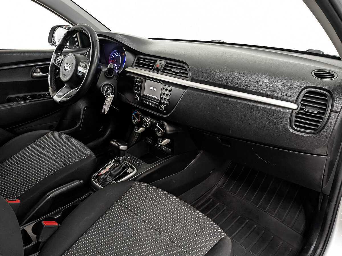 Купить Kia Rio X-Line, 2020, 213 437 км, фото №13