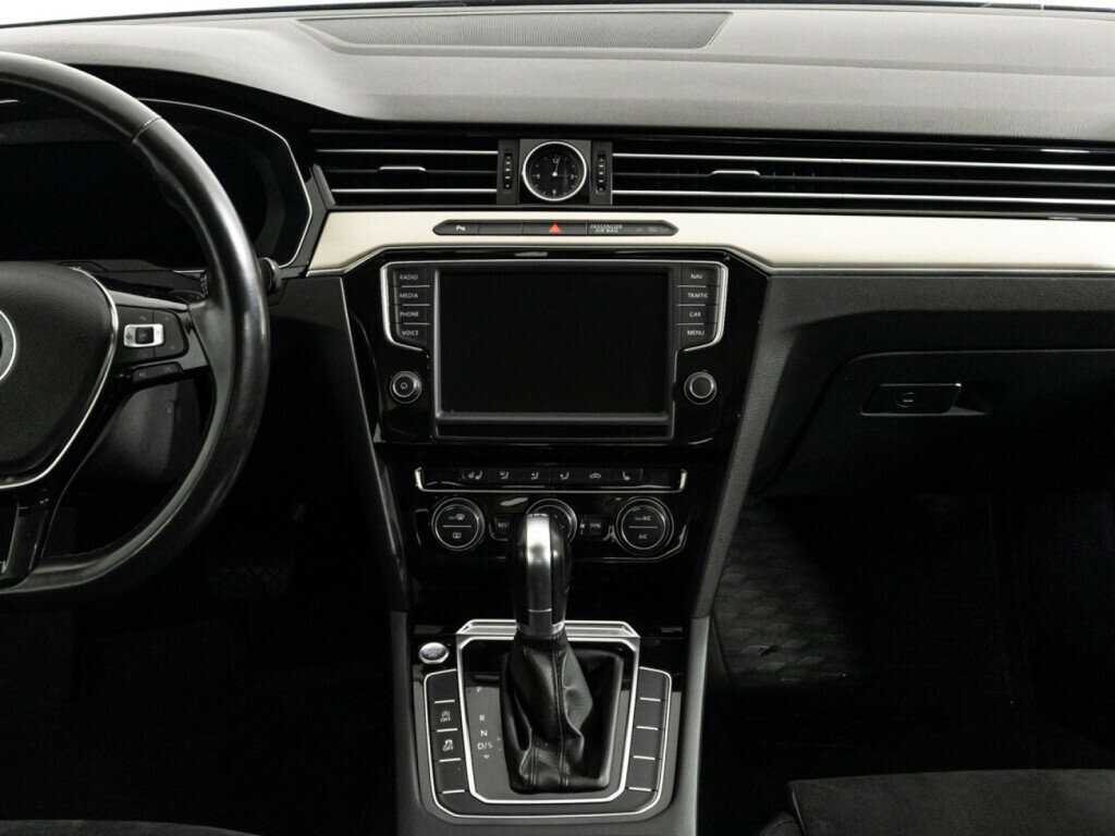 Купить Volkswagen Passat, 2016, 102 572 км, фото №14