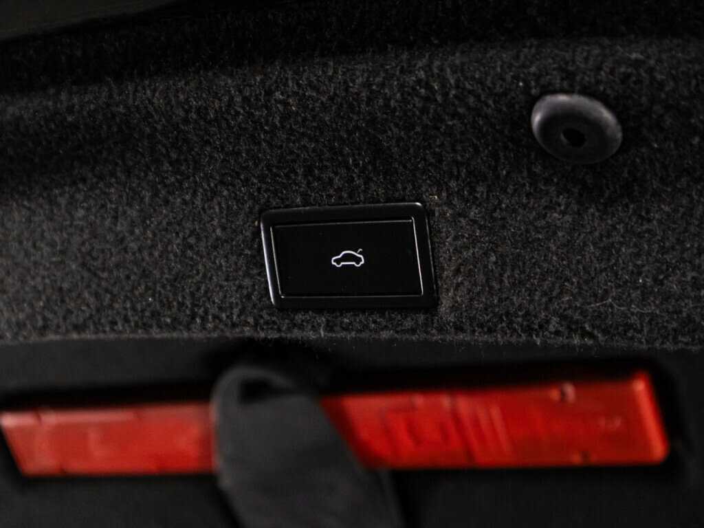 Купить Volkswagen Passat, 2016, 102 572 км, фото №16