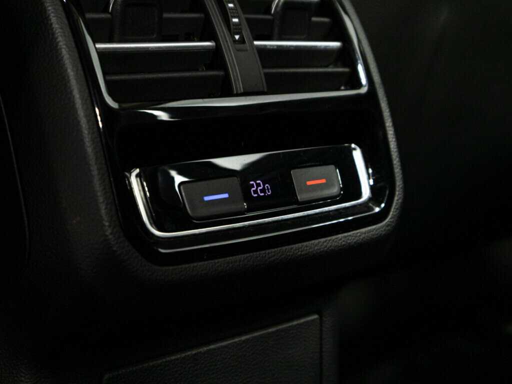 Купить Volkswagen Passat, 2016, 102 572 км, фото №22