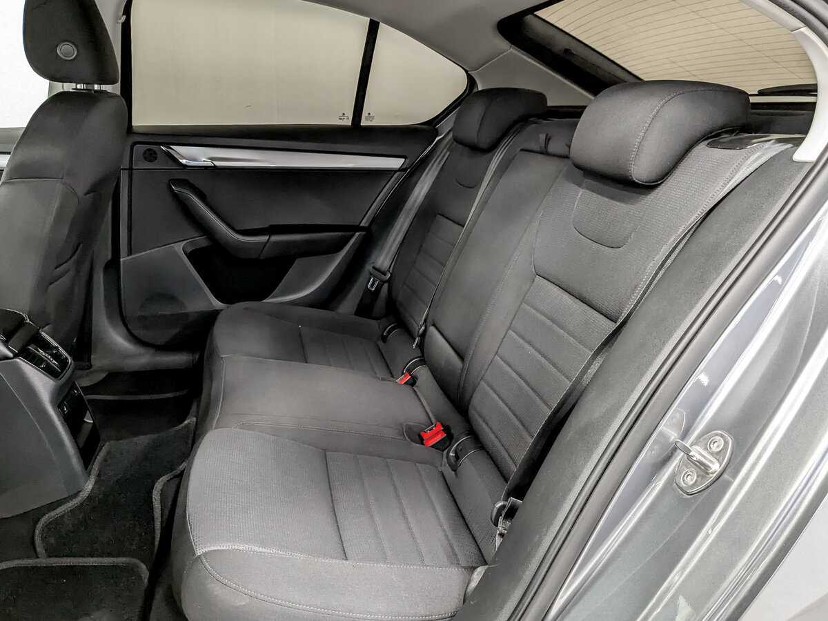 Купить Skoda Octavia, 2016, 229 395 км, фото №12