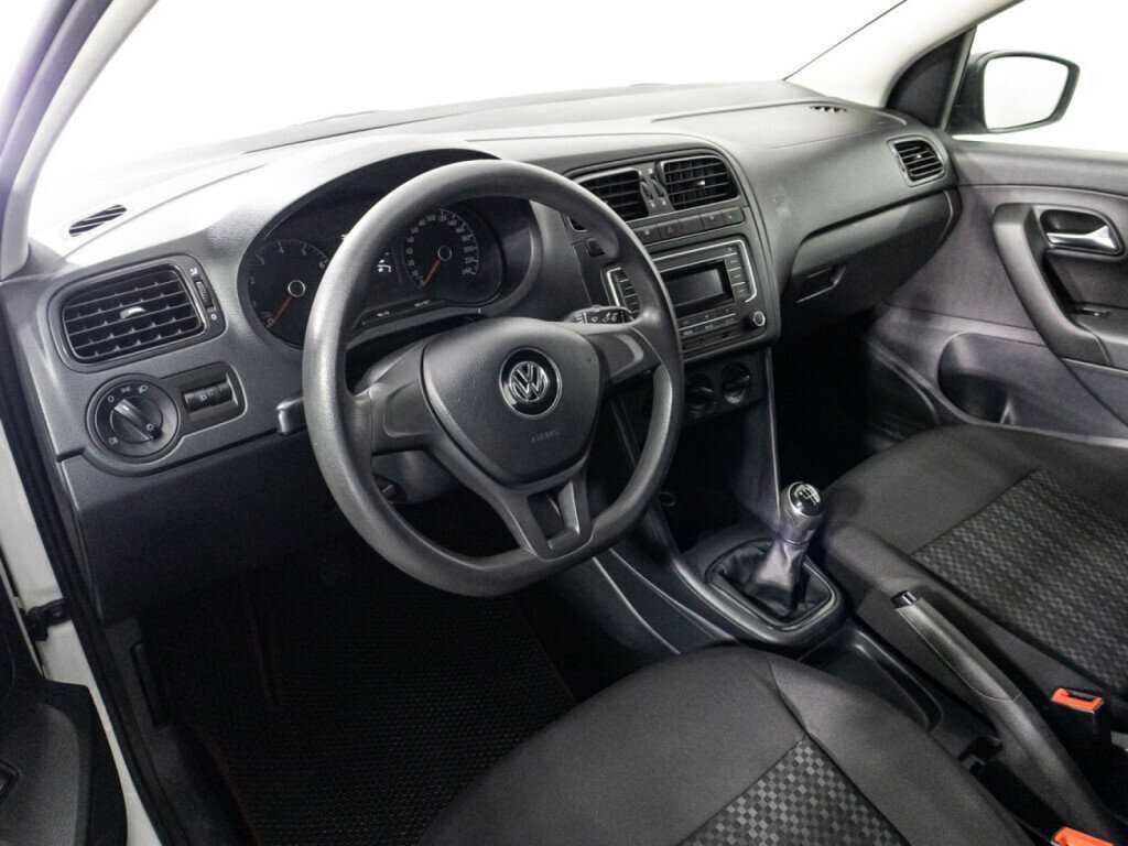 Купить Volkswagen Polo, 2016, 168 171 км, фото №11