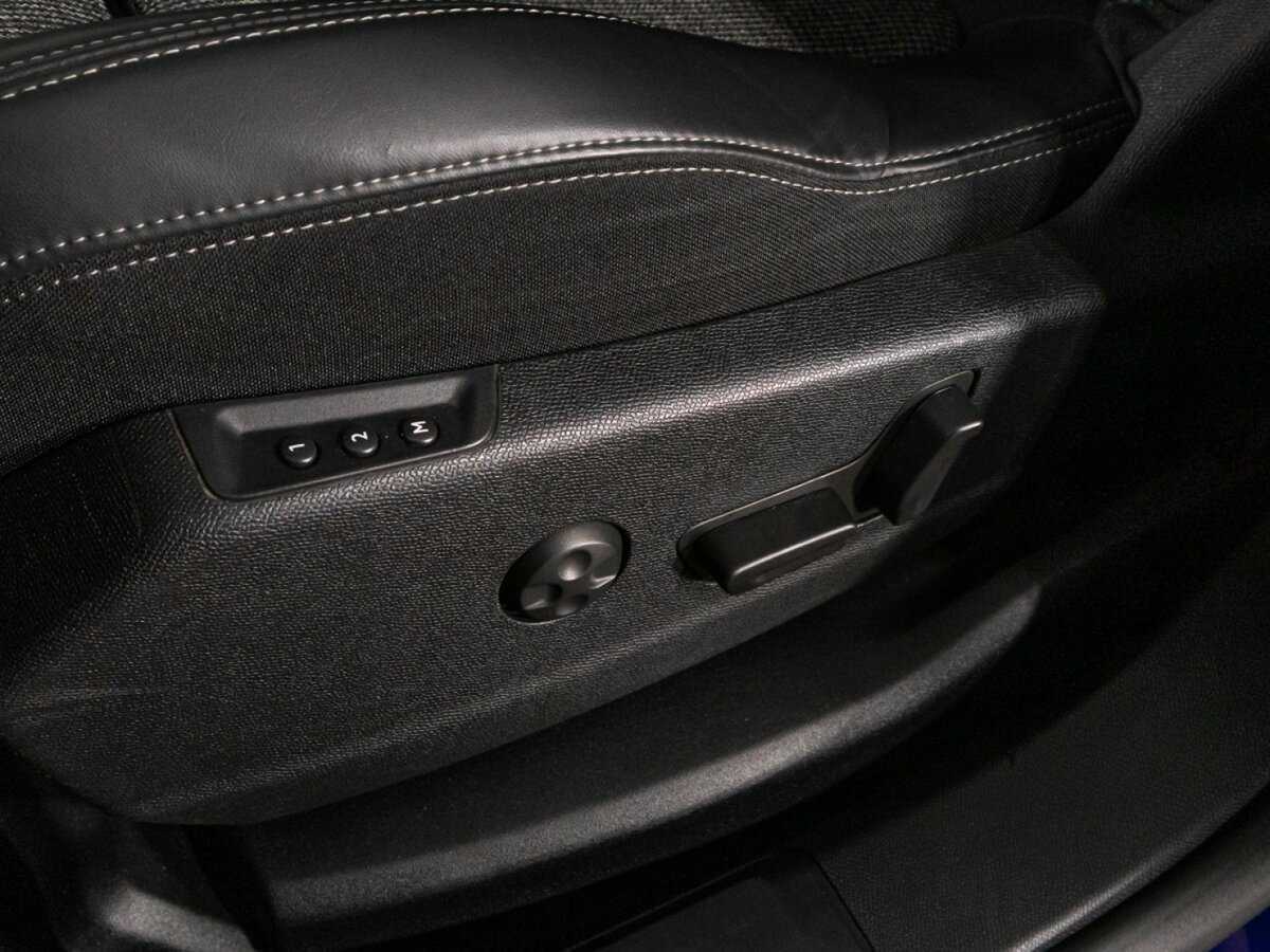 Купить Peugeot 3008, 2017, 70 000 км, фото №15