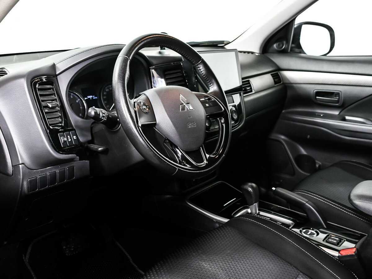 Купить Mitsubishi Outlander, 2018, 81 601 км, фото №12
