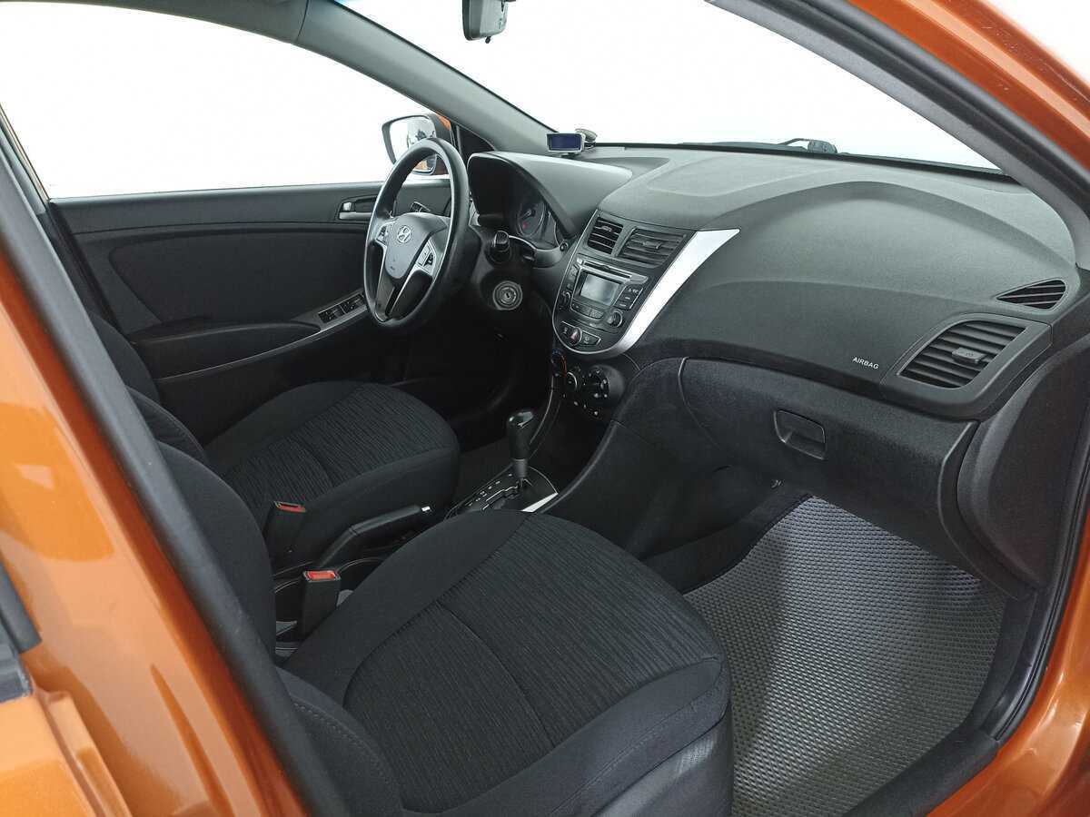 Купить Hyundai Solaris, 2016, 160 075 км, фото №11