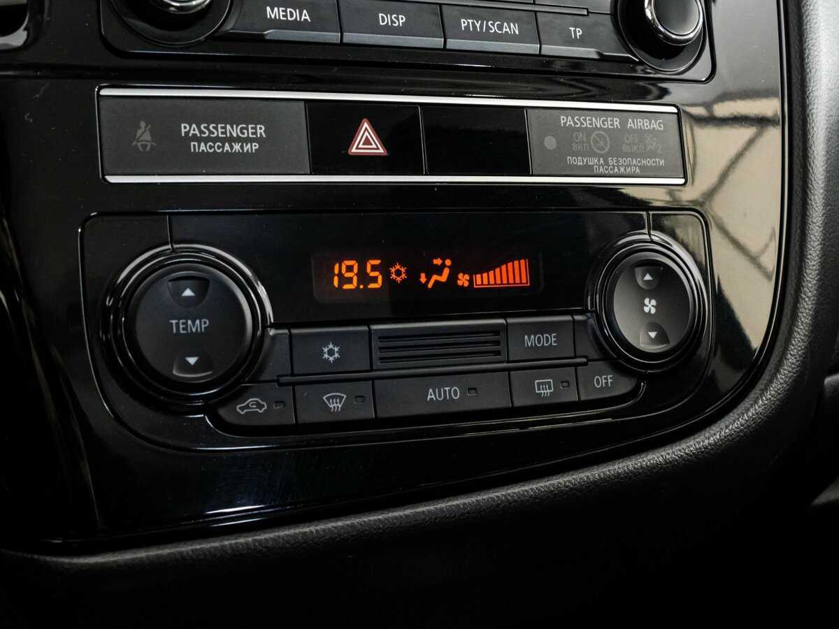 Купить Mitsubishi Outlander, 2018, 126 019 км, фото №12