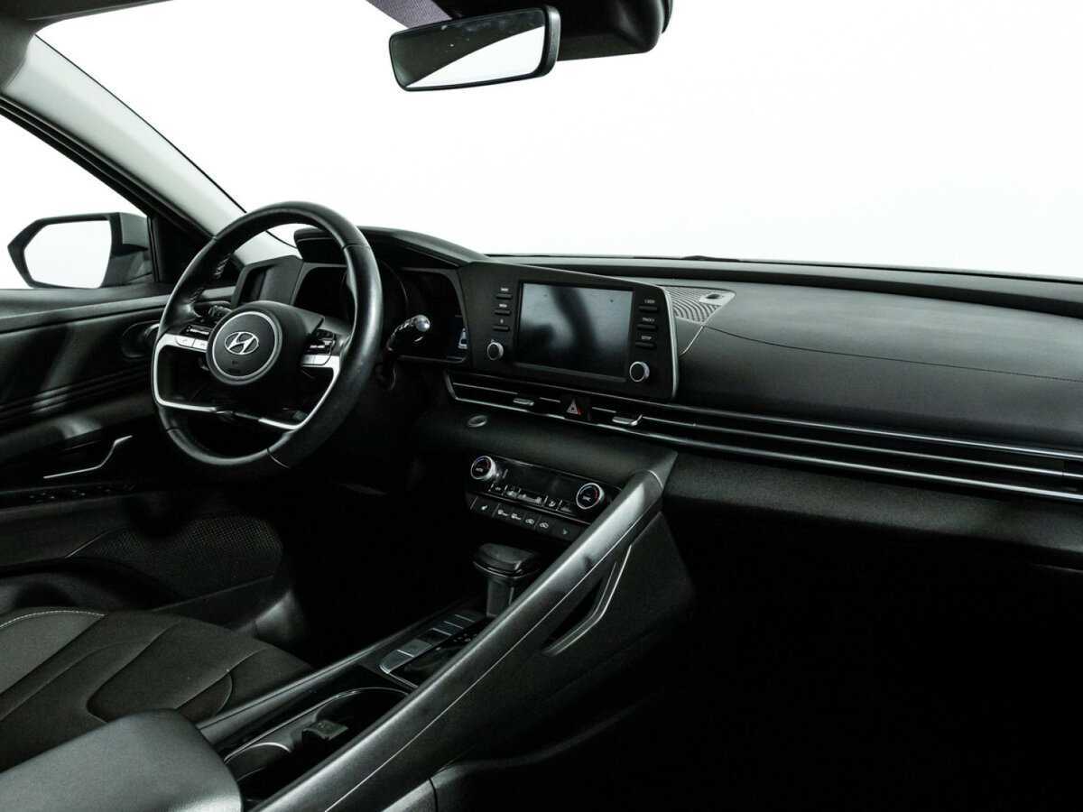 Купить Hyundai Elantra, 2021, 75 581 км, фото №9