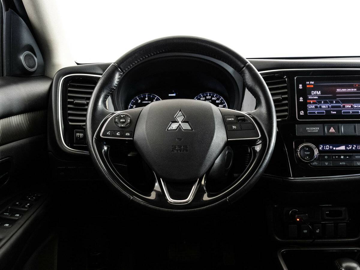 Купить Mitsubishi Outlander, 2018, 112 633 км, фото №10