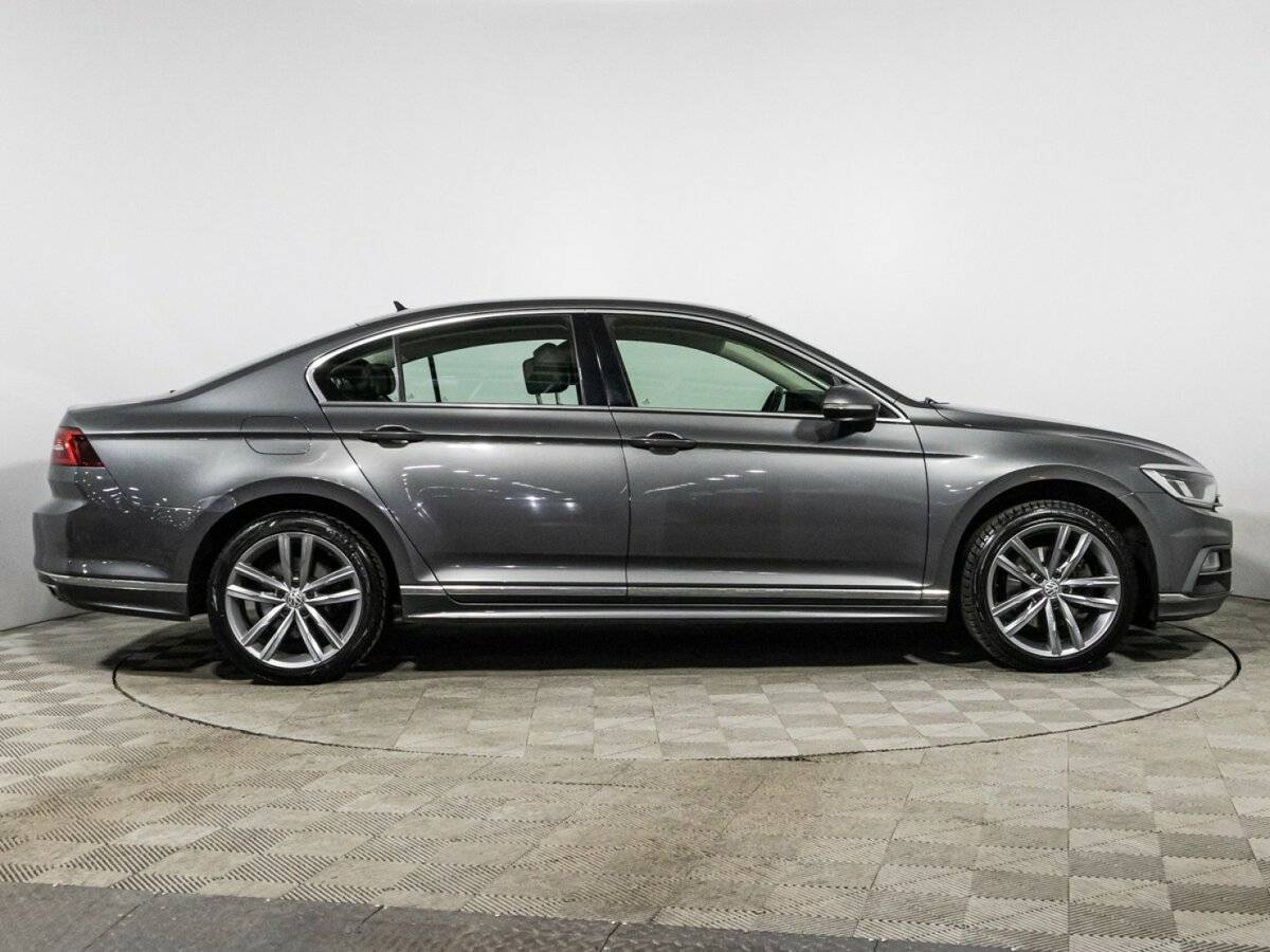 Купить Volkswagen Passat, 2017, 138 028 км, фото №4