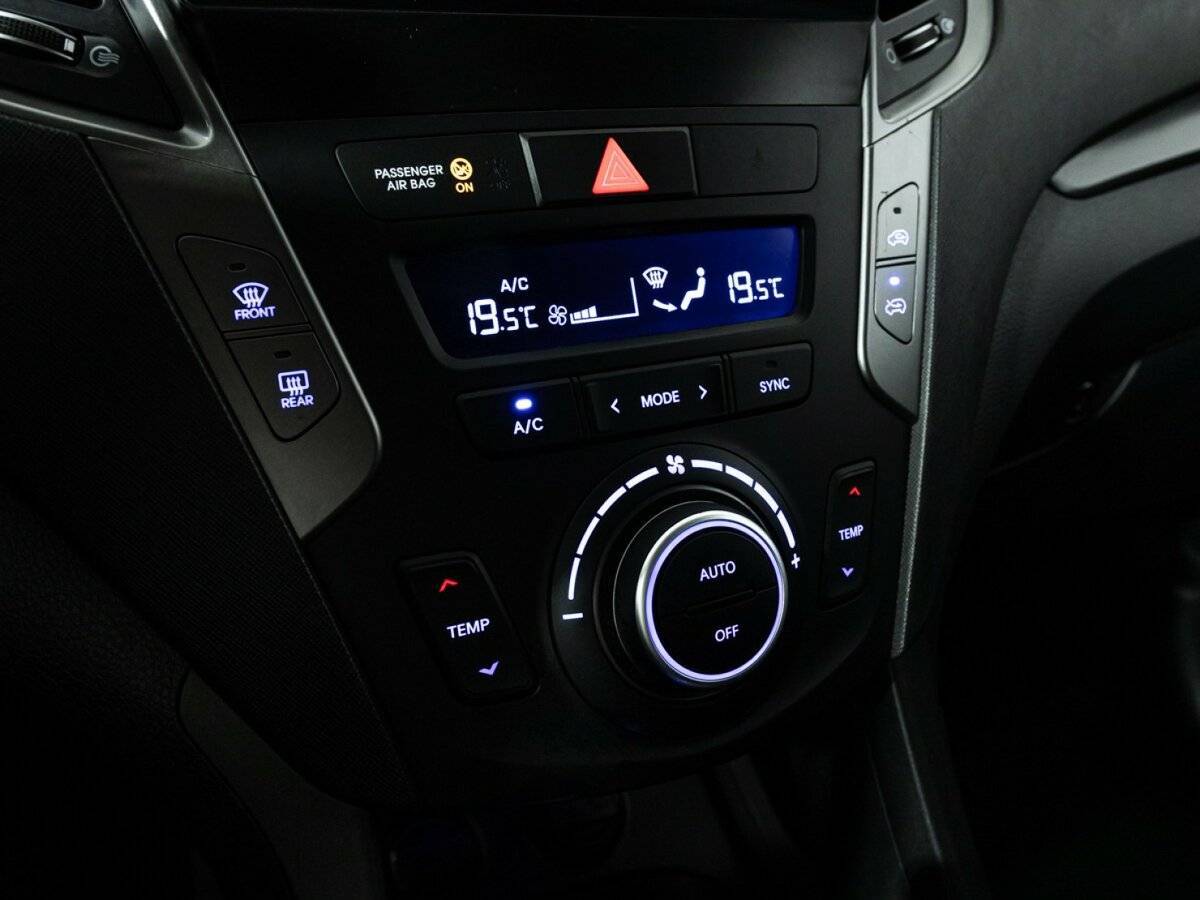 Купить Hyundai Santa Fe, 2018, 66 911 км, фото №18