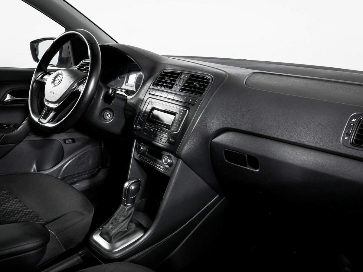 Купить Volkswagen Polo, 2016, 94 169 км, фото №9
